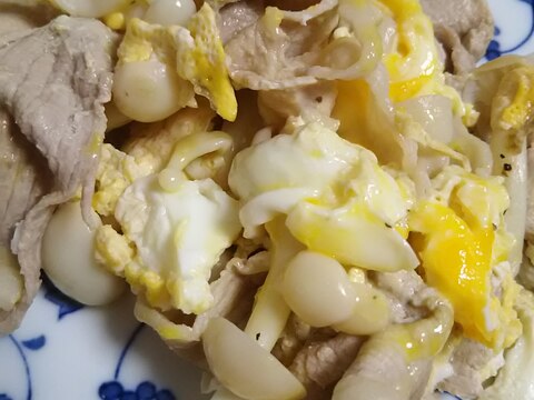 豚肉とブナピーの卵炒め(^^)
